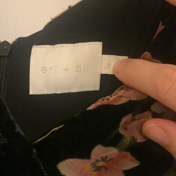 ❣️Still Available❣️ Anthropologie floral velvet burnout dress - Picture 5 of 11